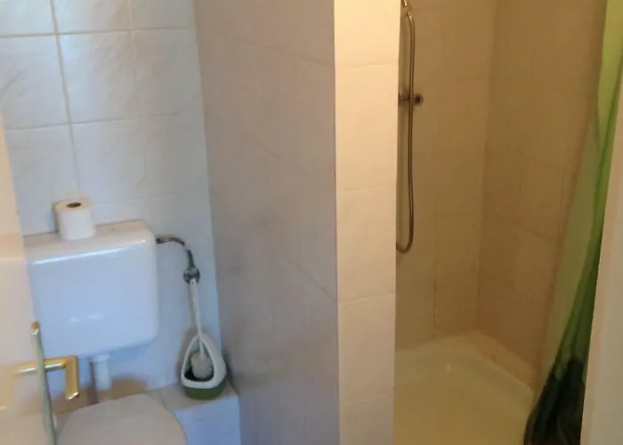 Adam Vendeghaz 2 Konukevi *